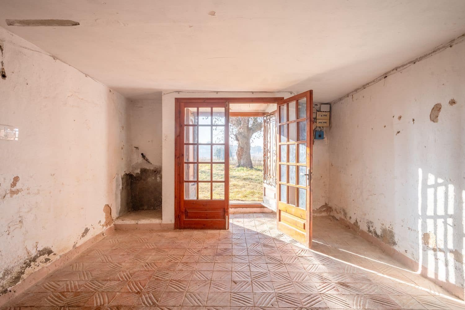 5 bedroom Finca/Country House for sale in Caldes de Malavella with garage - € 495,000 (Ref: 9981283)