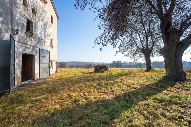 5 soverom Finca/Herregård til salgs i Caldes de Malavella med garasje - € 495 000 (Ref: 9981283)