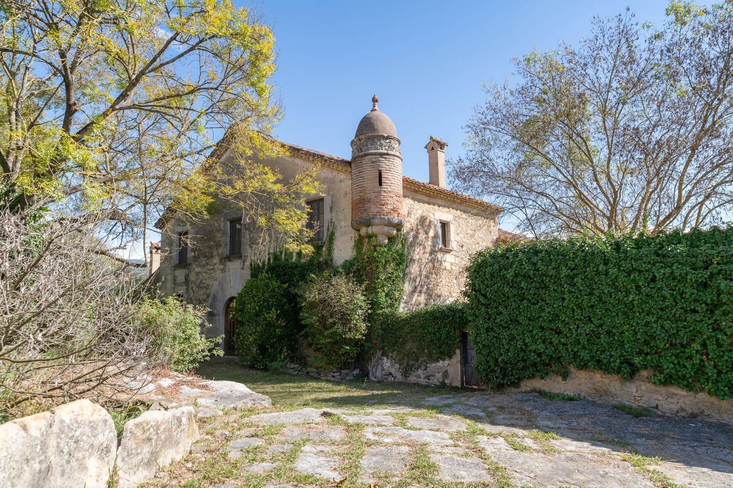 Finca/Casa Rural de 5 habitaciones en Sant Aniol de Finestres en venta con piscina garaje - 1.400.000 € (Ref: 9981284)