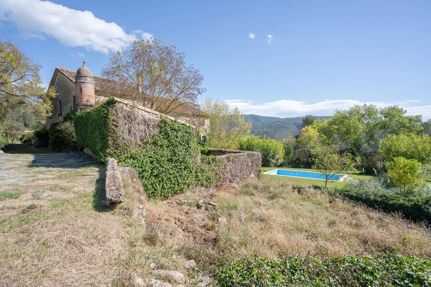 Finca/Casa Rural de 5 habitaciones en Sant Aniol de Finestres en venta con piscina garaje - 1.400.000 € (Ref: 9981284)