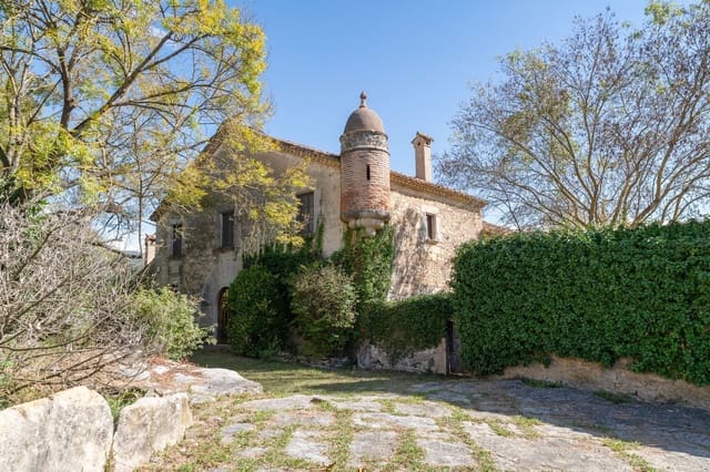 Finca/Casa Rural de 5 habitaciones en Sant Aniol de Finestres en venta con piscina garaje - 1.400.000 € (Ref: 9981284)