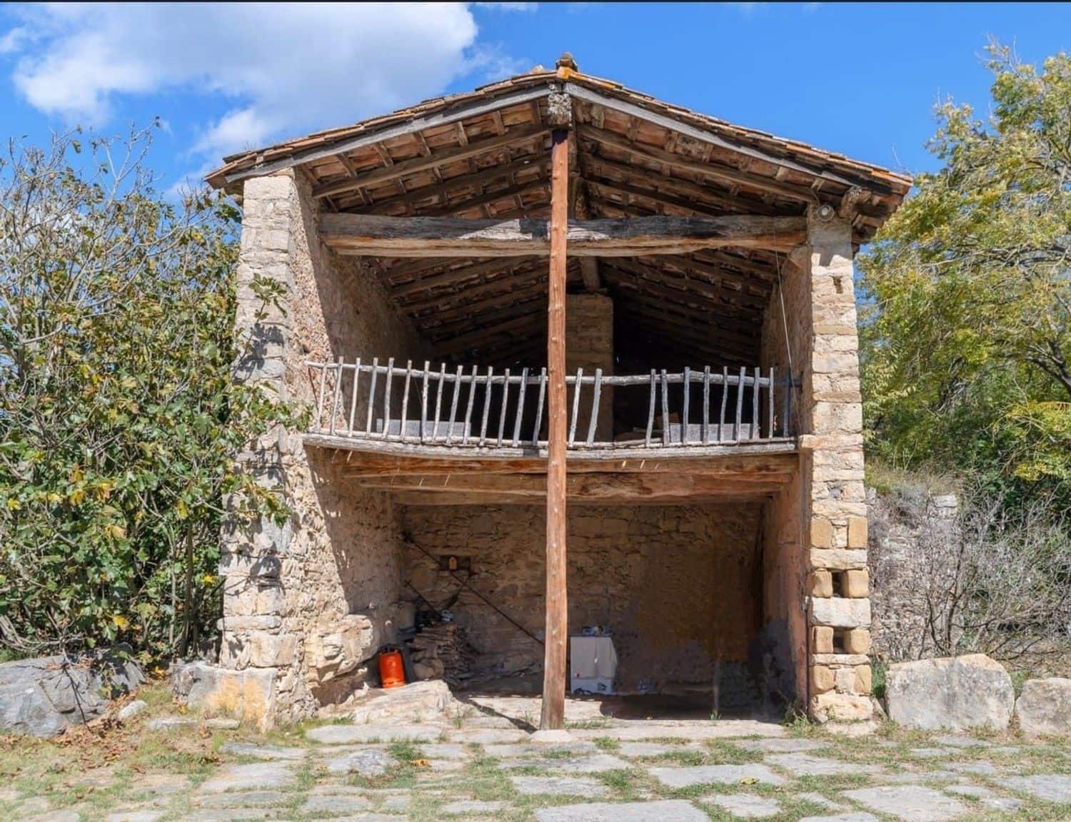 Finca/Casa Rural de 5 habitaciones en Sant Aniol de Finestres en venta con piscina garaje - 1.400.000 € (Ref: 9981284)