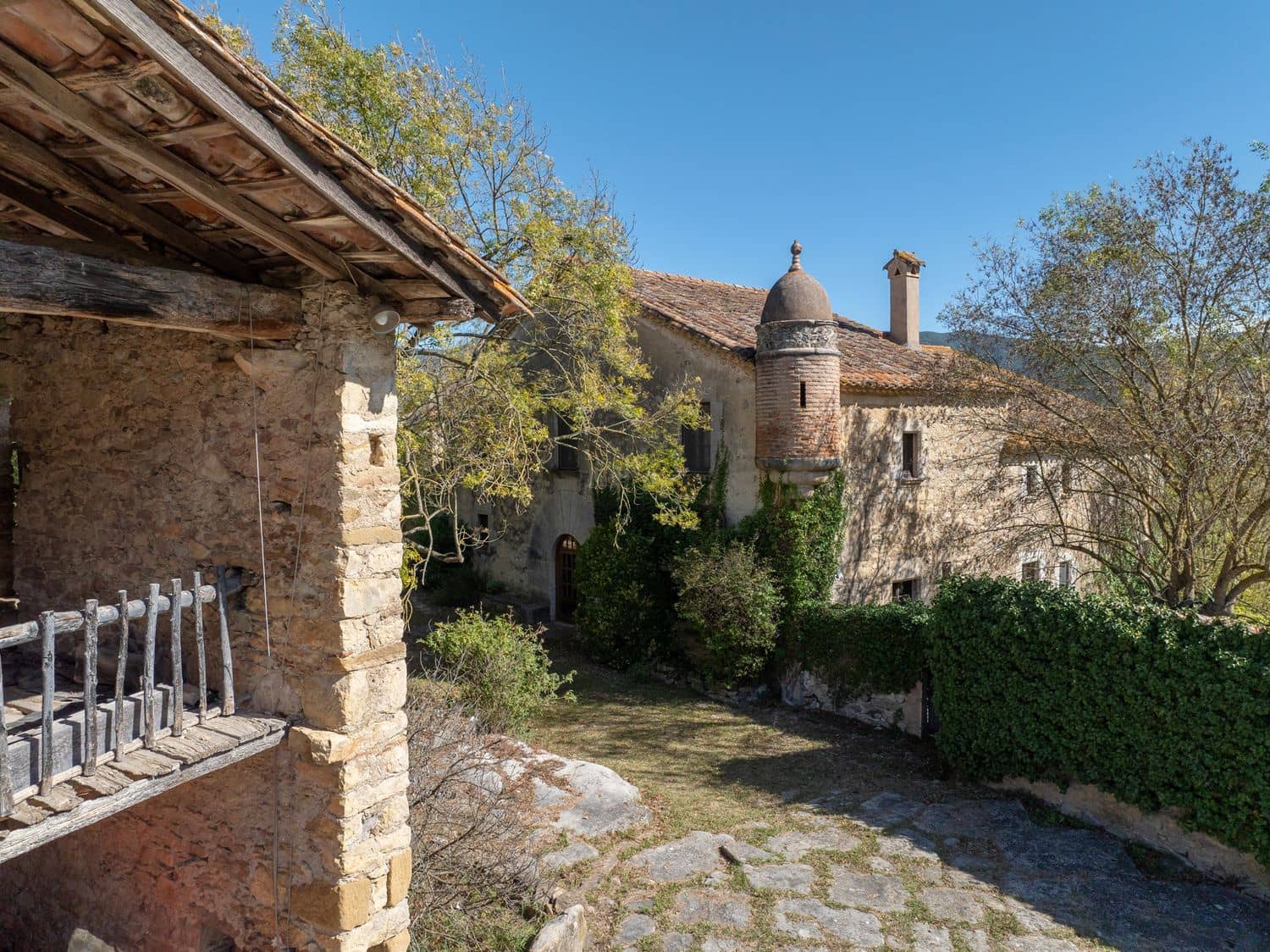 Finca/Casa Rural de 5 habitaciones en Sant Aniol de Finestres en venta con piscina garaje - 1.400.000 € (Ref: 9981284)