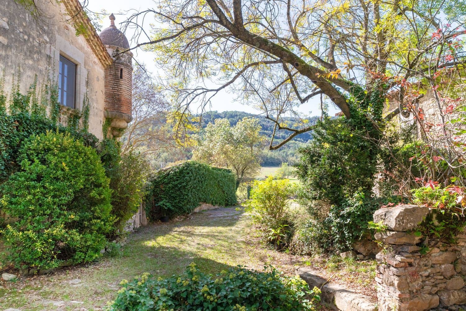 Finca/Casa Rural de 5 habitaciones en Sant Aniol de Finestres en venta con piscina garaje - 1.400.000 € (Ref: 9981284)