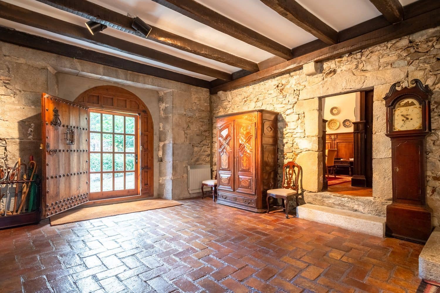 Finca/Casa Rural de 5 habitaciones en Sant Aniol de Finestres en venta con piscina garaje - 1.400.000 € (Ref: 9981284)
