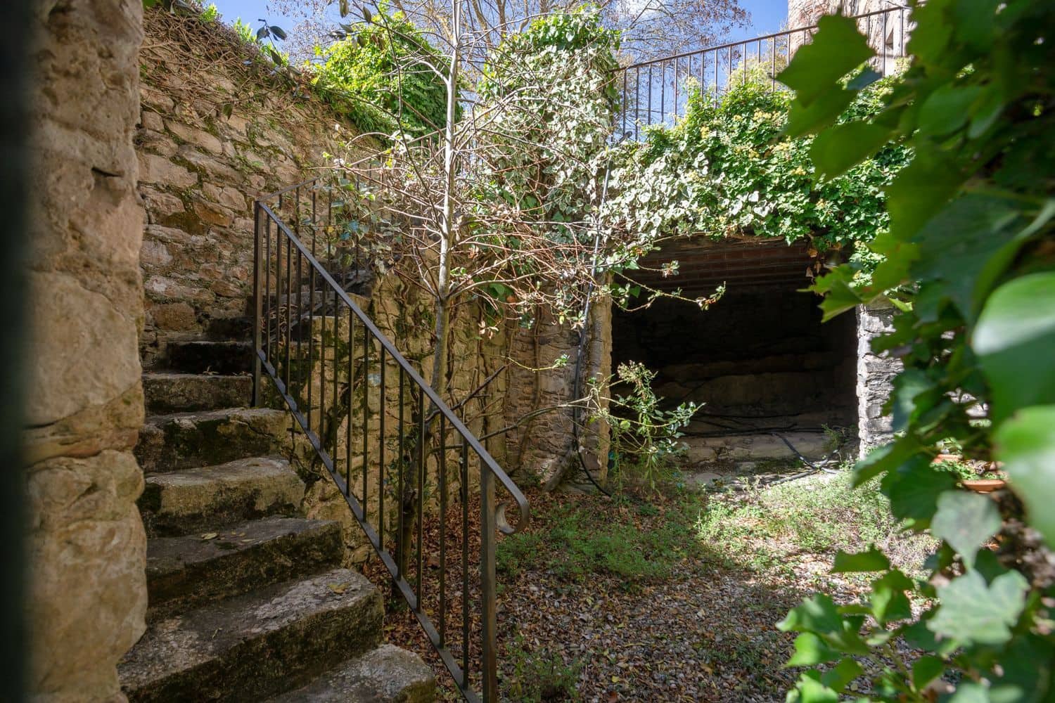 Finca/Casa Rural de 5 habitaciones en Sant Aniol de Finestres en venta con piscina garaje - 1.400.000 € (Ref: 9981284)