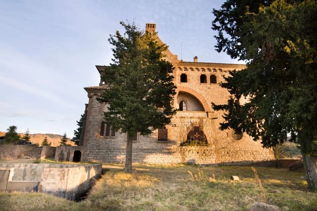 10 soveværelse Finca/Landehus til salg i Moià med garage - € 3.500.000 (Ref: 9981285)