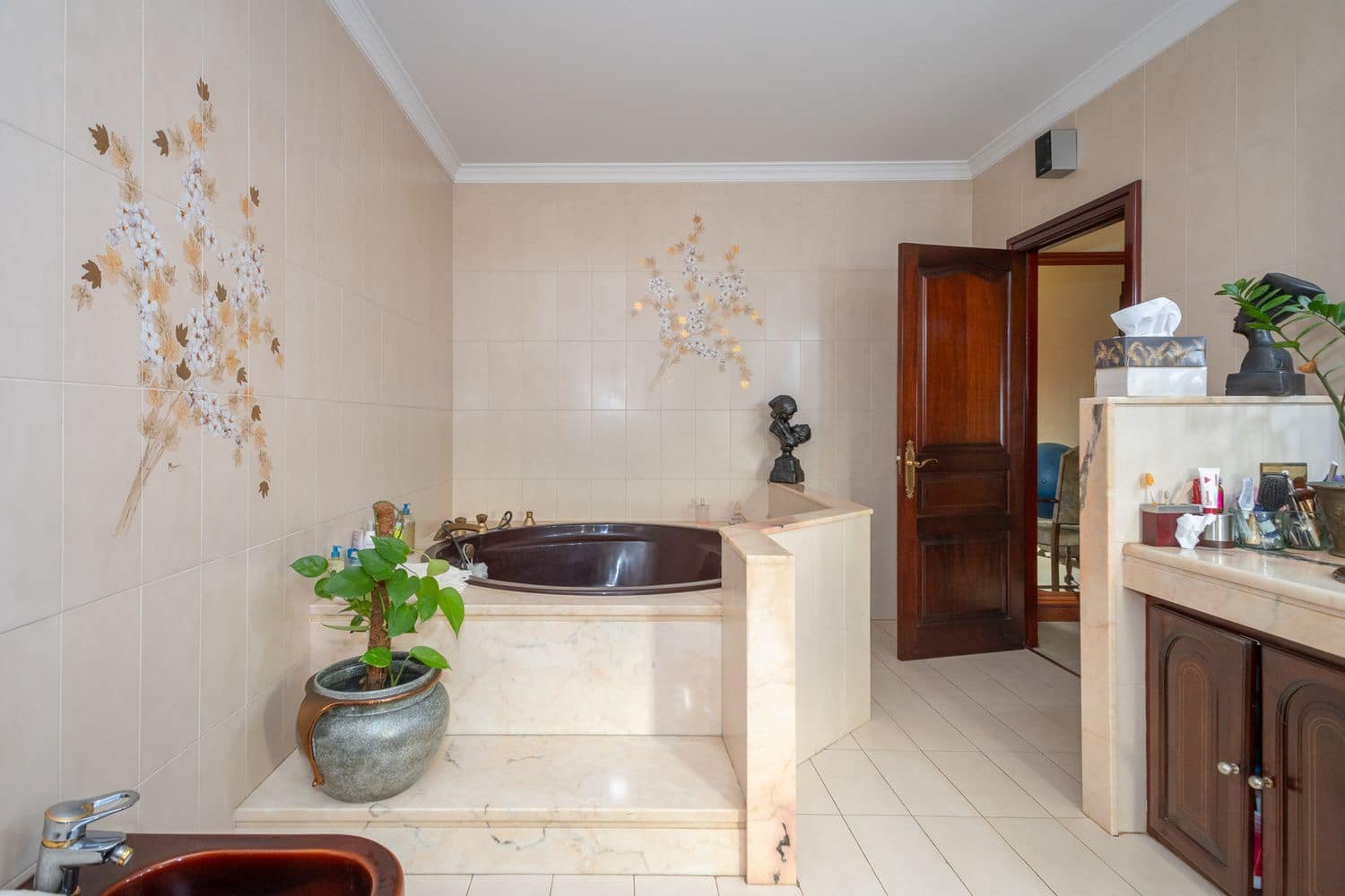 5 bedroom Finca/Country House for sale in Cornella del Terri with garage - € 1,495,000 (Ref: 9981286)