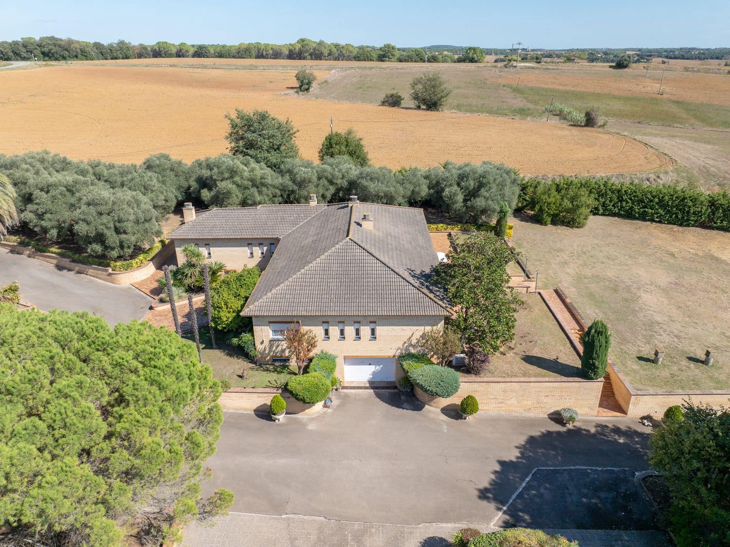 5 bedroom Finca/Country House for sale in Cornella del Terri with garage - € 1,495,000 (Ref: 9981286)