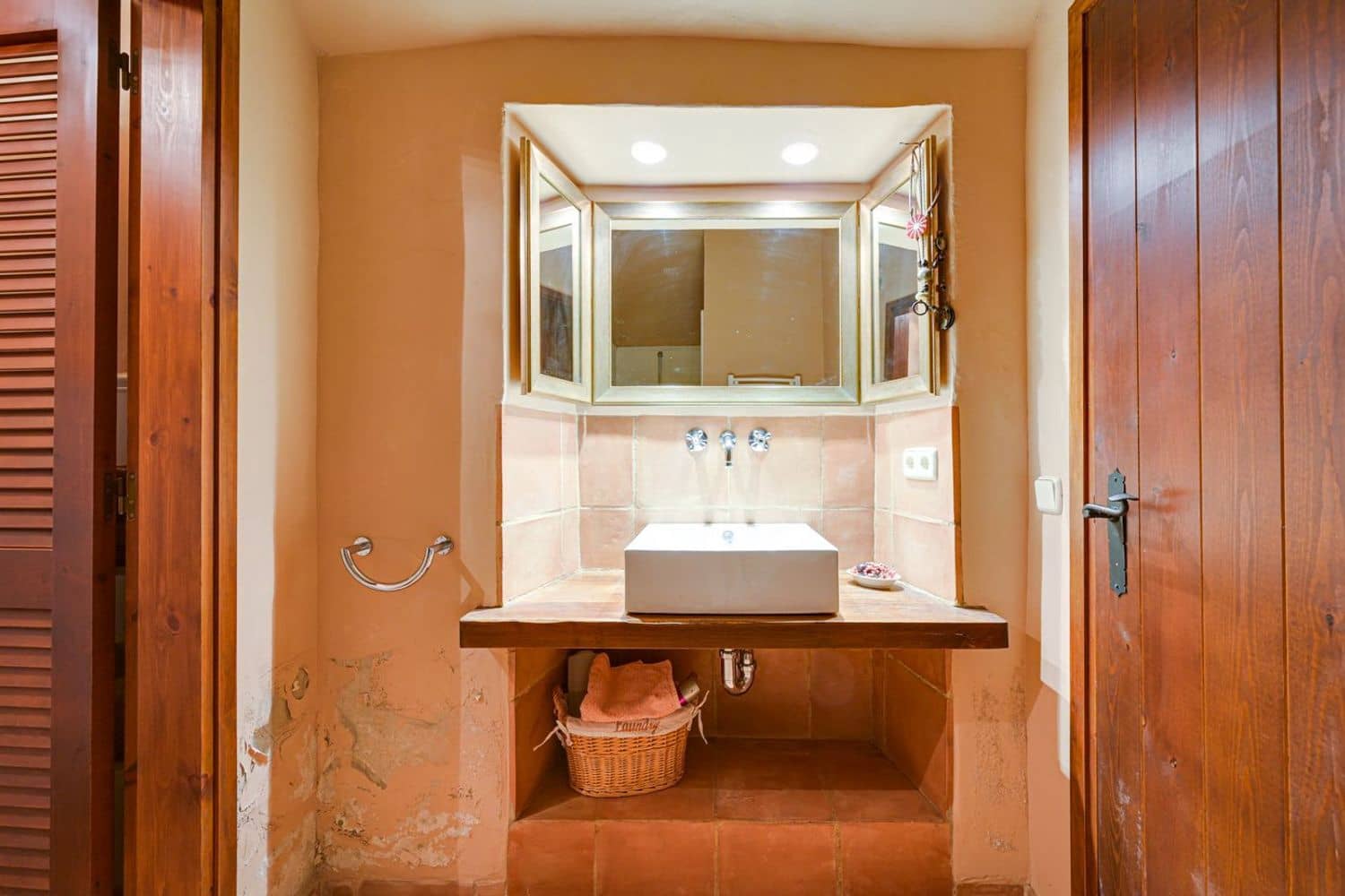 4 chambre Finca/Maison de Campagne à vendre à Regencos avec garage - 695 000 € (Ref: 9981287)