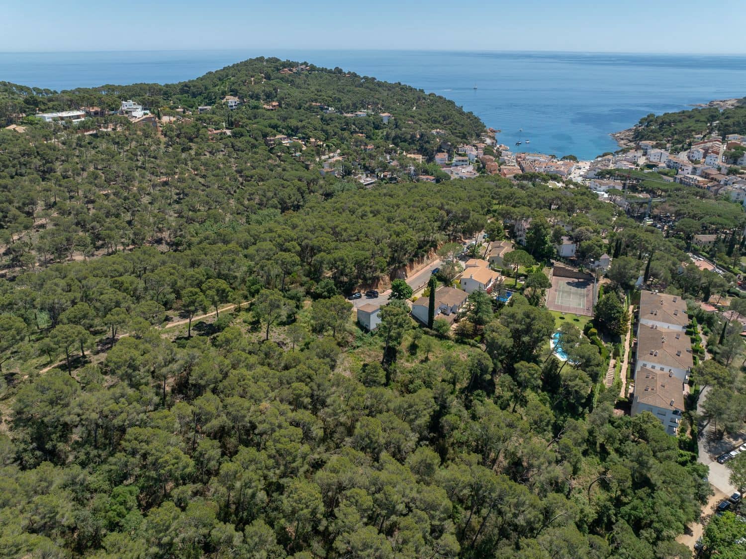 Ubebygd land til salgs i Tamariu - € 1 300 000 (Ref: 9981288)