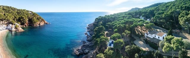 8 soverom Villa til salgs i Tamariu, Palafrugell med svømmebasseng garasje - € 9 500 000 (Ref: 9981290)