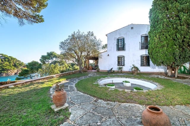 8 soverom Villa til salgs i Tamariu, Palafrugell med svømmebasseng garasje - € 9 500 000 (Ref: 9981290)