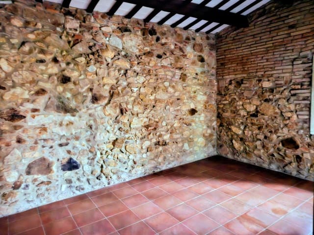 Finca/Casa Rural de 3 habitaciones en Llagostera en venta con garaje - 530.000 € (Ref: 9981292)