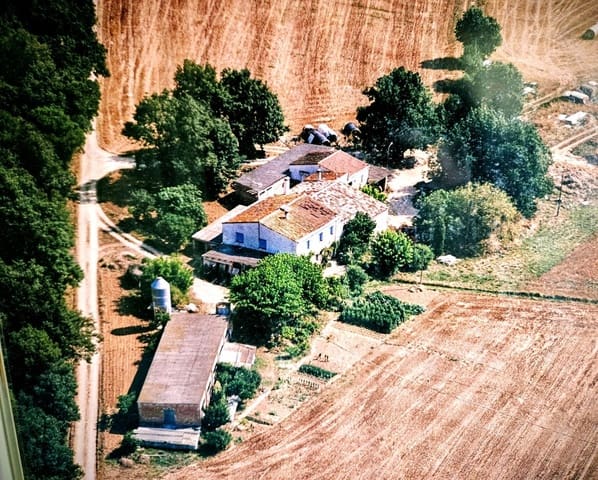 7 sovrum Finca/Hus på landet till salu i Cassà de la Selva med garage - 430 000 € (Ref: 9981293)