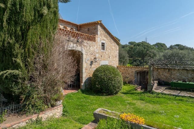 12 soverom Finca/Herregård til salgs i Santa Cristina d'Aro med svømmebasseng garasje - € 3 350 000 (Ref: 9981294)