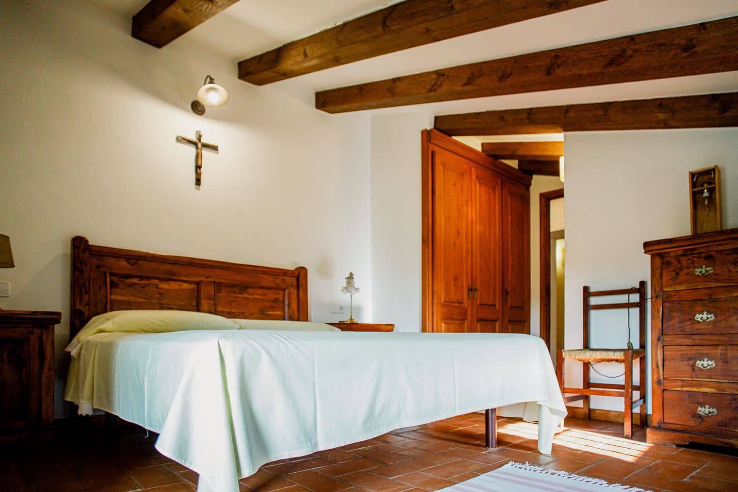 3 chambre Finca/Maison de Campagne à vendre à Llado avec piscine garage - 900 000 € (Ref: 9981295)