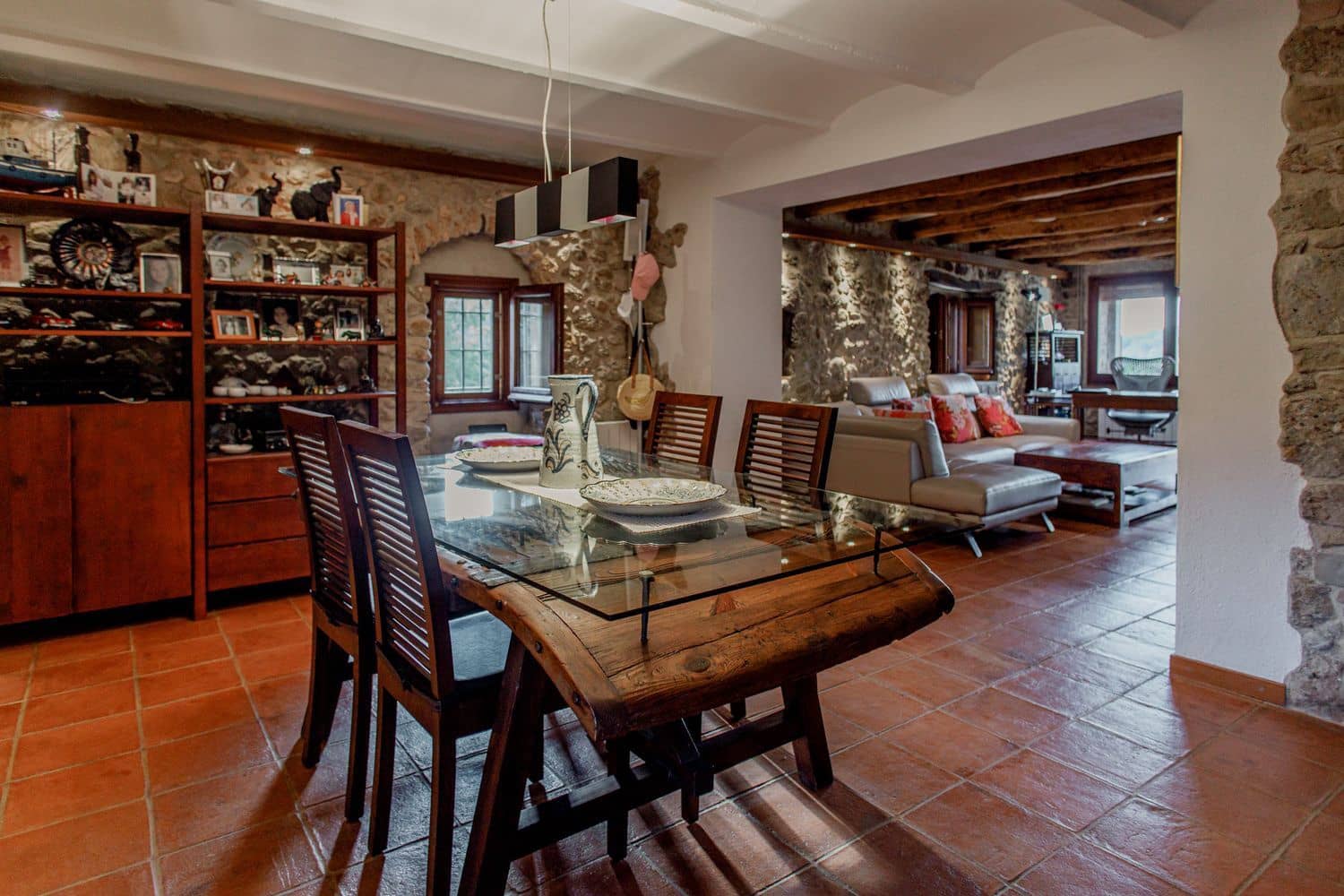 3 chambre Finca/Maison de Campagne à vendre à Llado avec piscine garage - 900 000 € (Ref: 9981295)