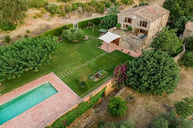 3 chambre Finca/Maison de Campagne à vendre à Lladó avec piscine garage - 900 000 € (Ref: 9981295)