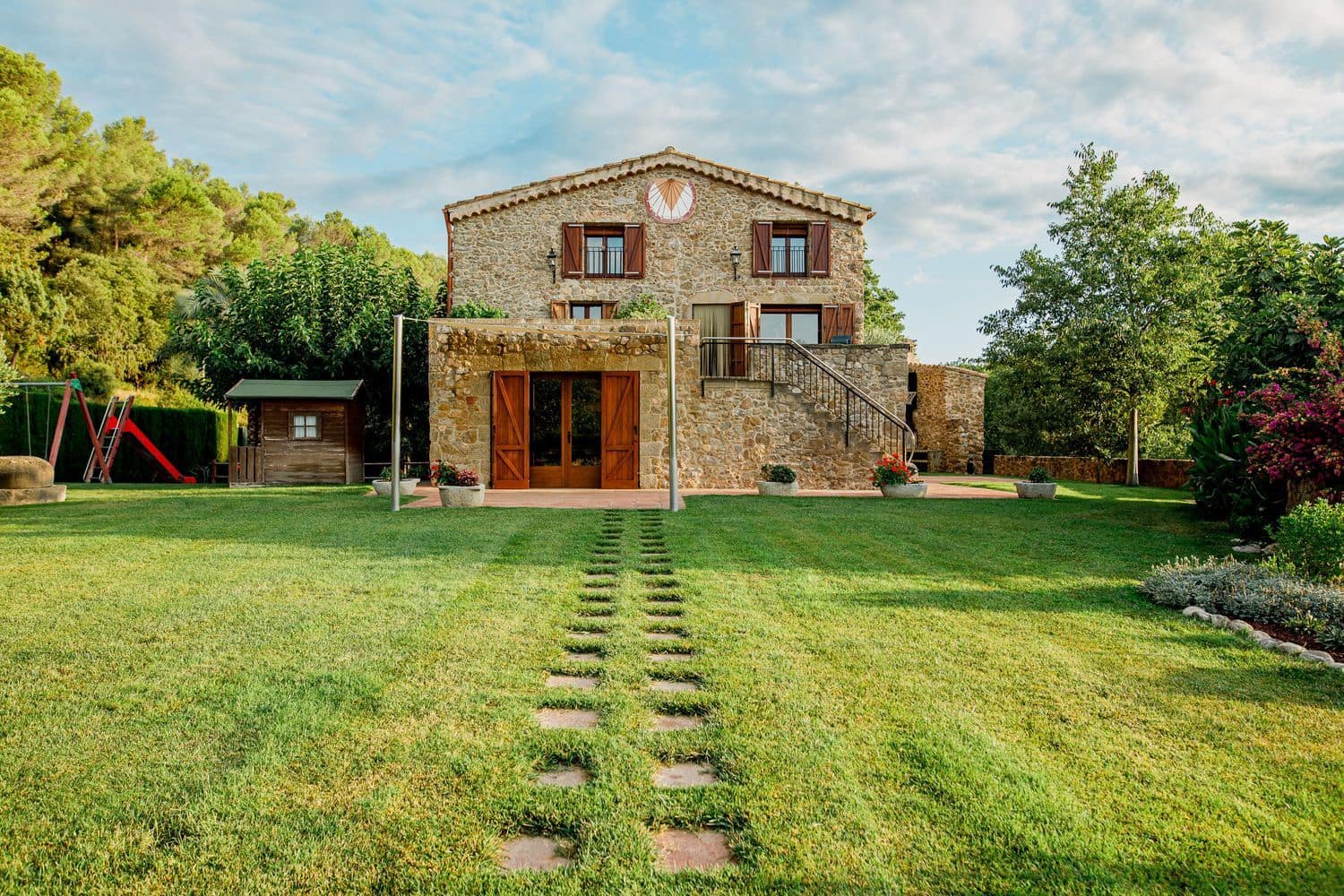 3 chambre Finca/Maison de Campagne à vendre à Llado avec piscine garage - 900 000 € (Ref: 9981295)