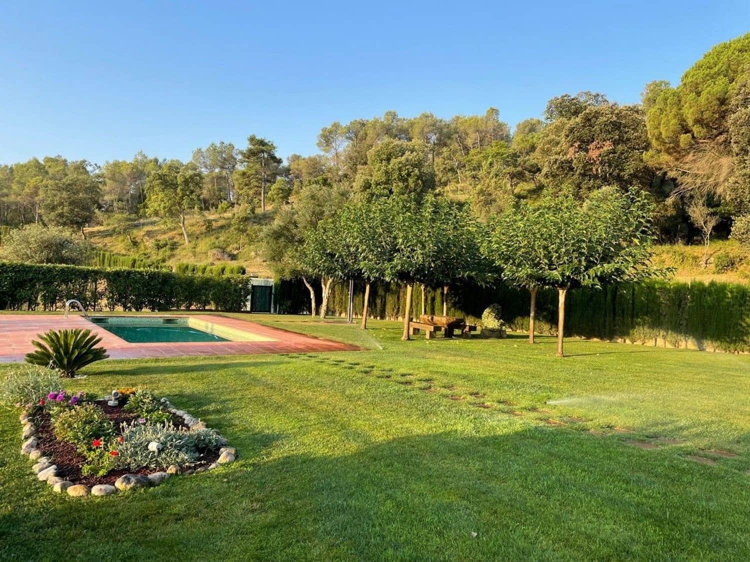 3 chambre Finca/Maison de Campagne à vendre à Llado avec piscine garage - 900 000 € (Ref: 9981295)