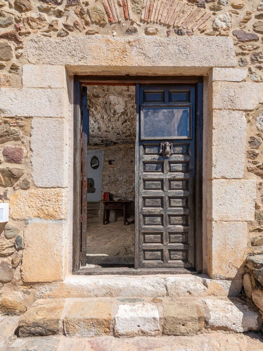 5 sypialnia Finka/Dom wiejski na sprzedaż w Madremanya z basenem garażem - 1 950 000 € (Ref: 9981296)