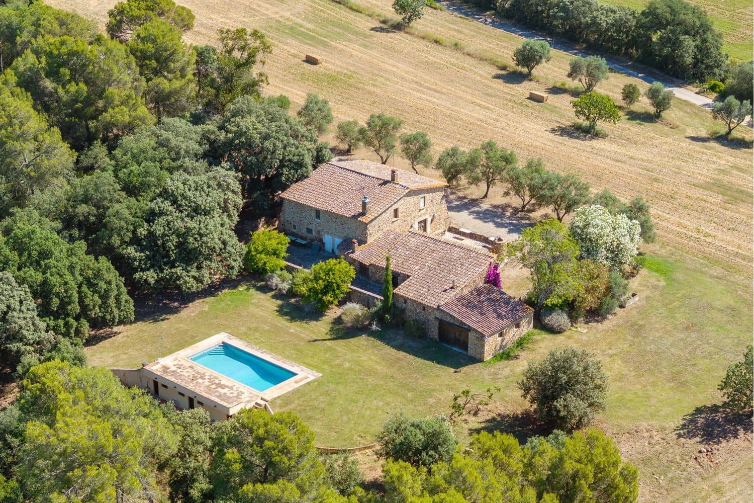 5 sypialnia Finka/Dom wiejski na sprzedaż w Madremanya z basenem garażem - 1 950 000 € (Ref: 9981296)