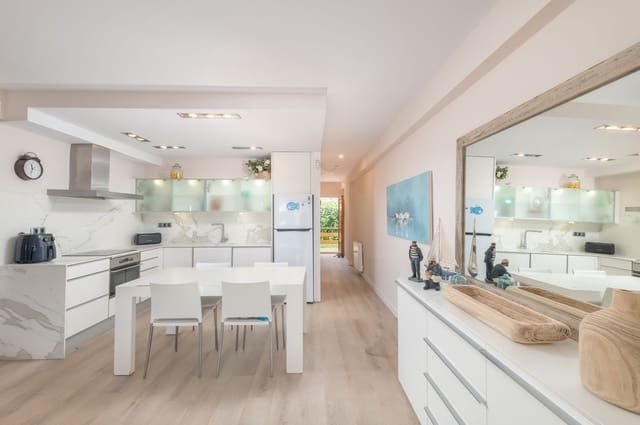 4 soverom Leilighet til salgs i Calella de Palafrugell, Palafrugell med svømmebasseng garasje - € 810 000 (Ref: 9981298)