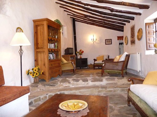 6 sypialnia Finka/Dom wiejski na sprzedaż w Riogordo z basenem - 695 000 € (Ref: 3316410)