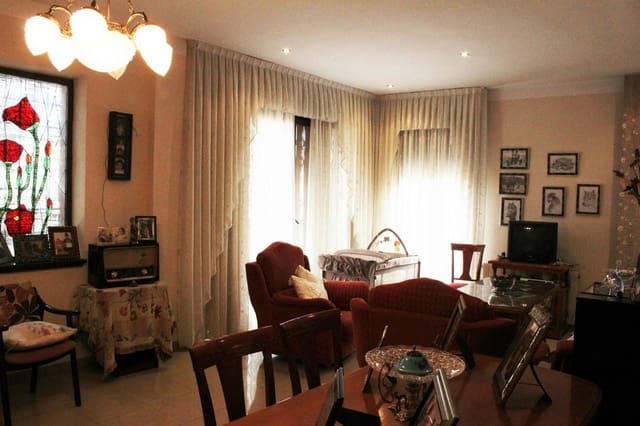 4 slaapkamer Commercieel te koop in Colmenar - € 495.000 (Ref: 4671209)