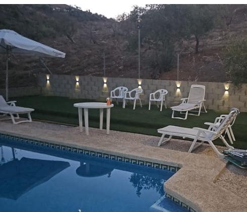 3 makuuhuone Maalaistalo vuokrattavana paikassa Casabermeja mukana uima-altaan 
autotalli - 1 390 € (Ref: 6796470)