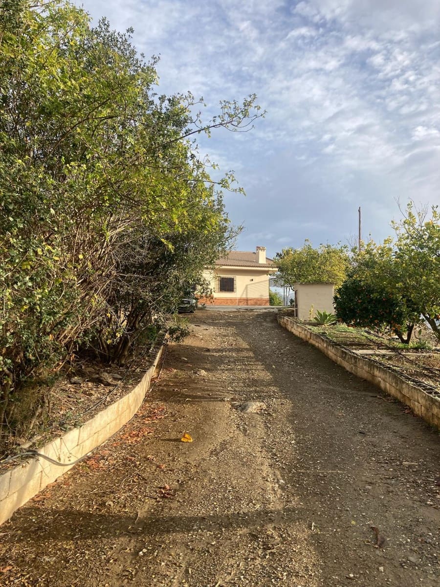 3 makuuhuone Maalaistalo vuokrattavana paikassa Casabermeja mukana uima-altaan 
autotalli - 1 390 € (Ref: 6796470)