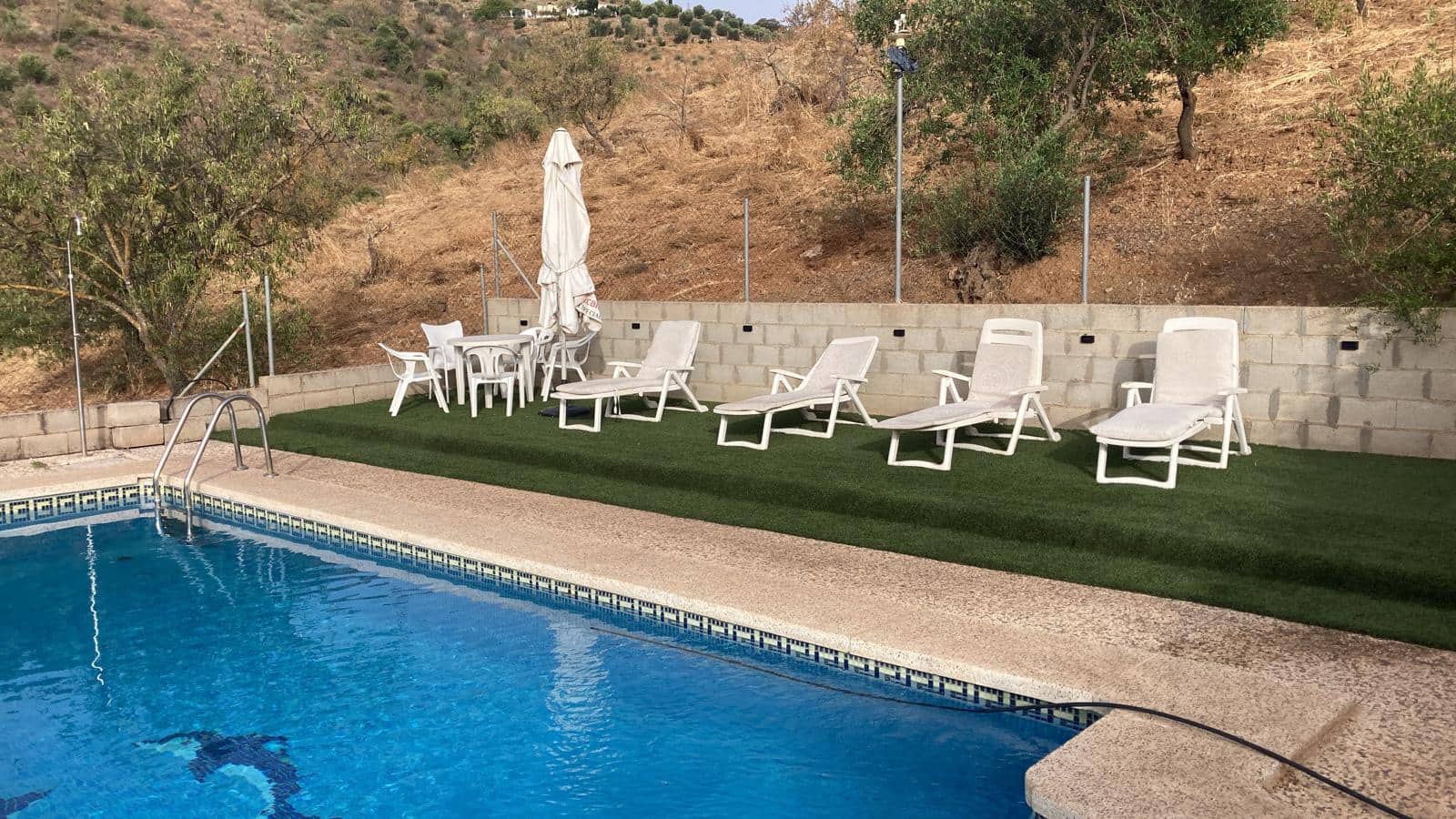 3 makuuhuone Maalaistalo vuokrattavana paikassa Casabermeja mukana uima-altaan 
autotalli - 1 390 € (Ref: 6796470)