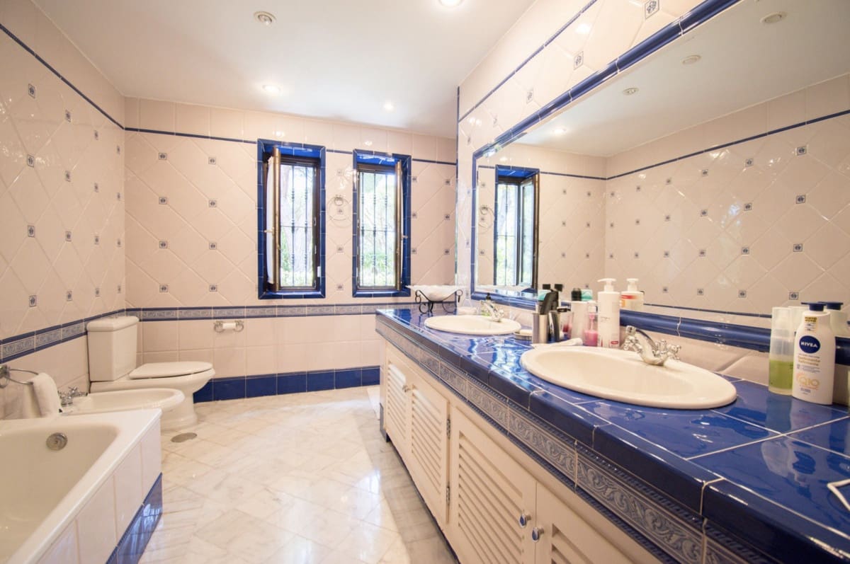 Chalet de 7 habitaciones en Mijas Costa en venta con piscina garaje - 2.900.000 € (Ref: 6796475)