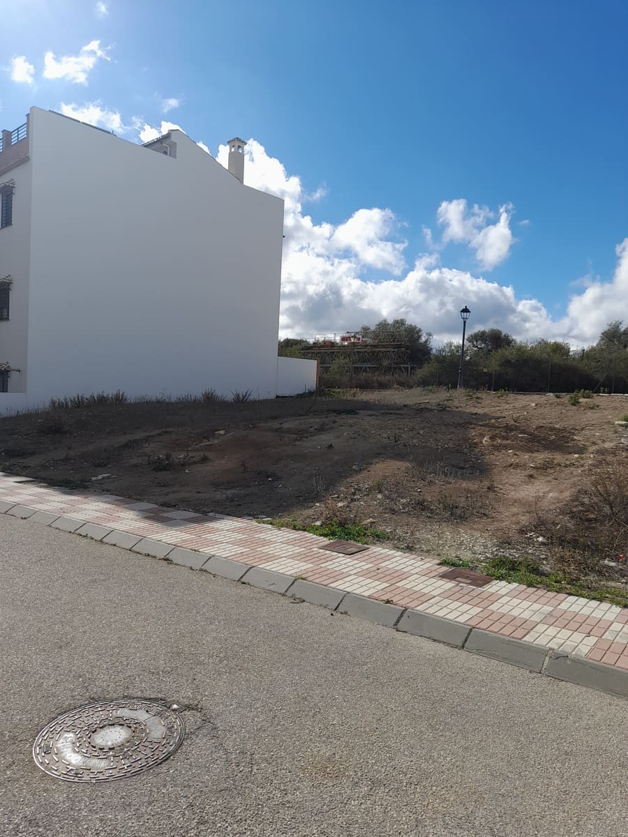 Byggetomt til salgs i Colmenar - € 69 000 (Ref: 6833731)