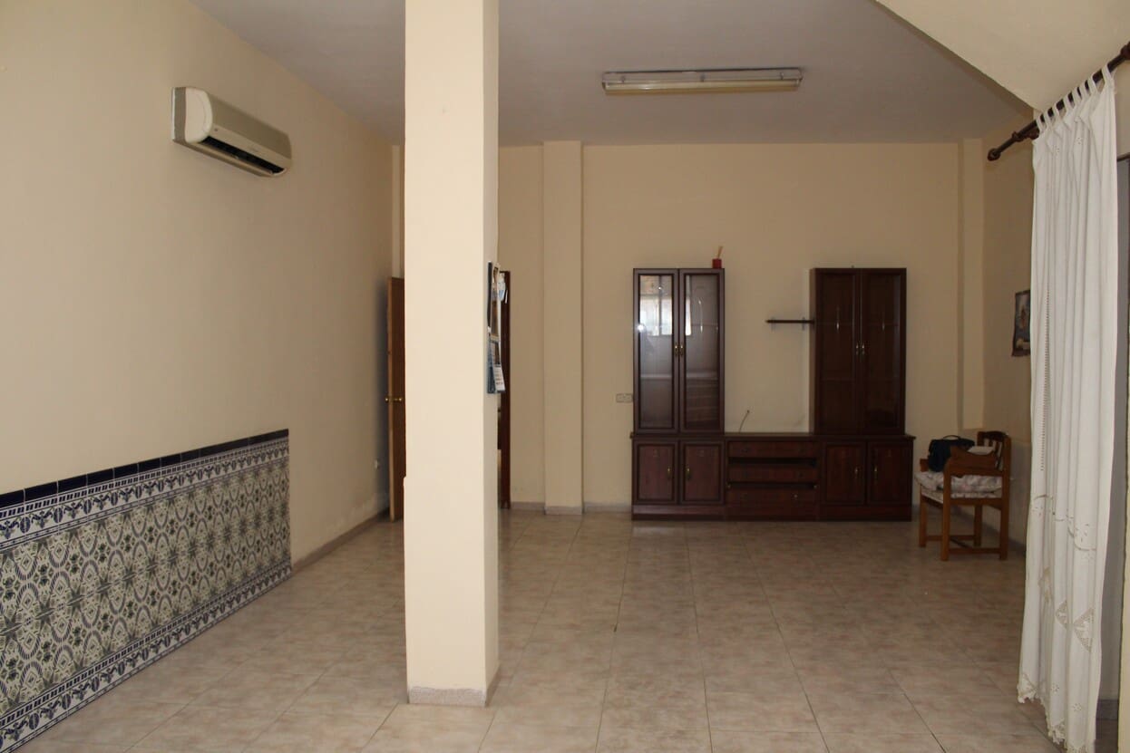 7 soveværelse Byhus til salg i Colmenar med garage - € 249.000 (Ref: 7010993)