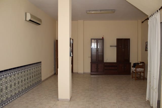 7 soveværelse Byhus til salg i Colmenar med garage - € 249.000 (Ref: 7010993)