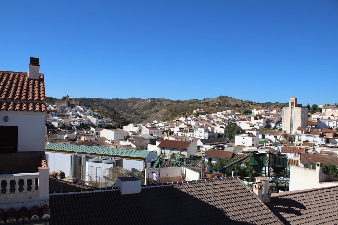 7 soveværelse Byhus til salg i Colmenar med garage - € 249.000 (Ref: 7010993)