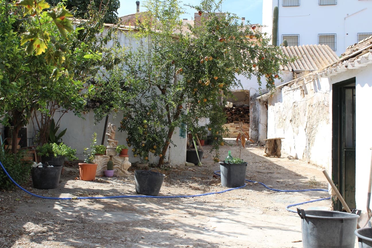 6 quarto Casa em Banda para venda em Alameda com garagem - 128 000 € (Ref: 7277251)