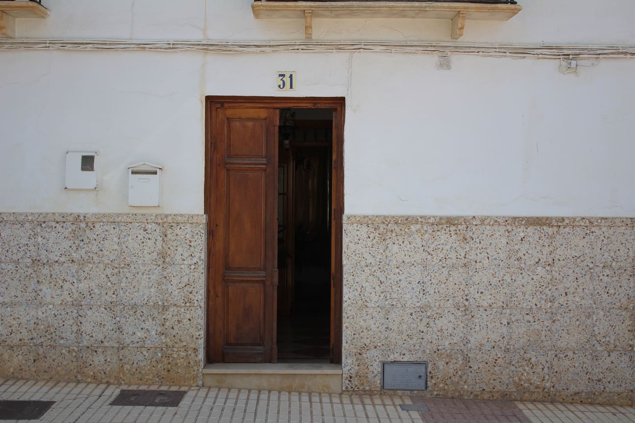 6 quarto Casa em Banda para venda em Alameda com garagem - 128 000 € (Ref: 7277251)