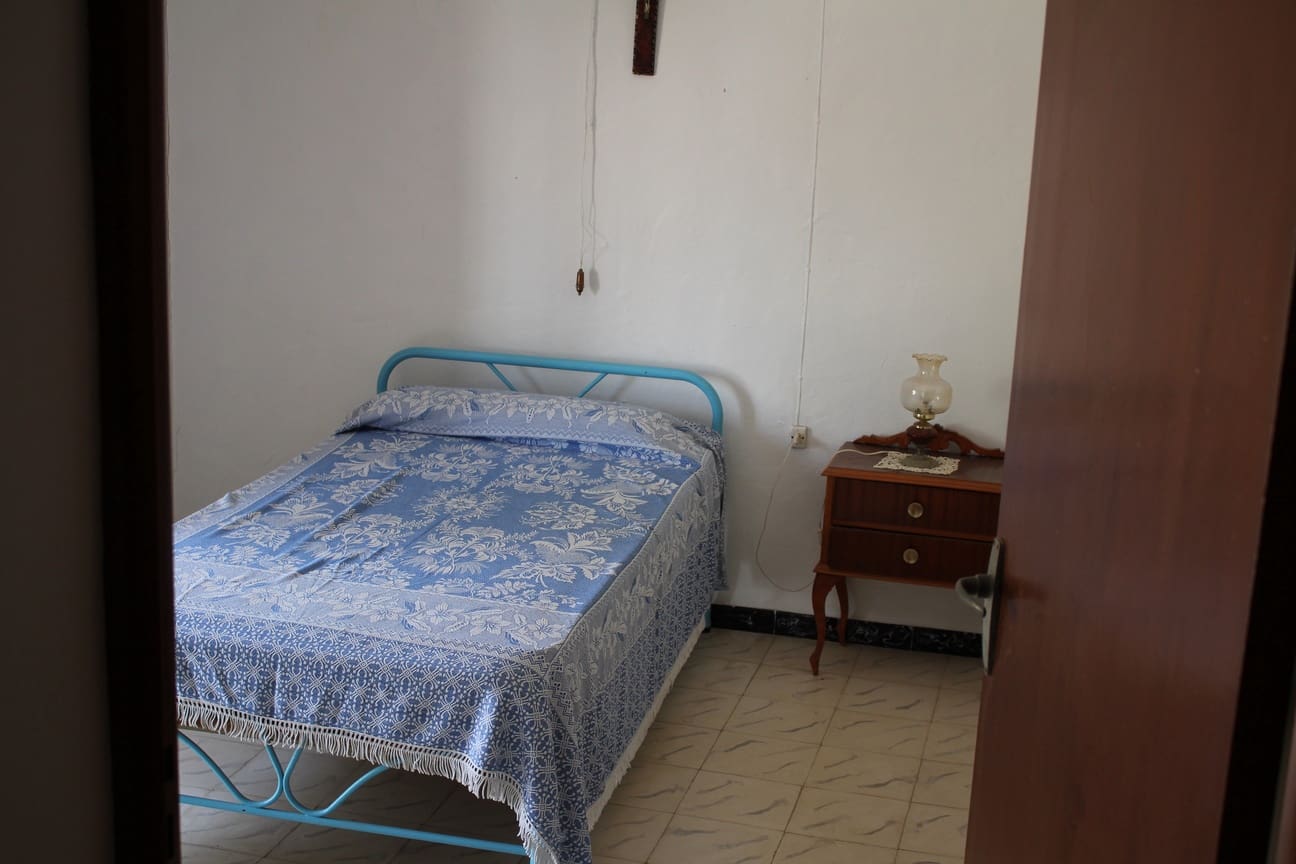 6 quarto Casa em Banda para venda em Alameda com garagem - 128 000 € (Ref: 7277251)