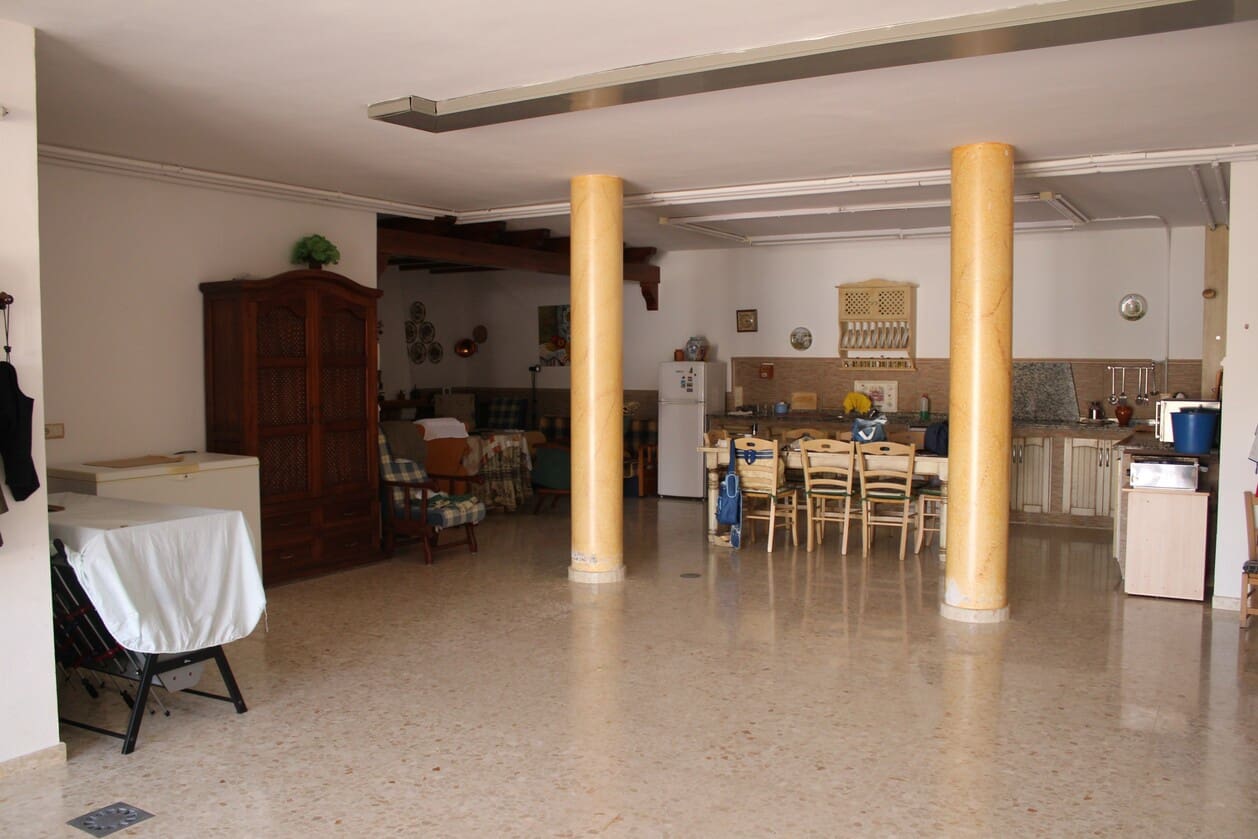 6 sypialnia Willa na sprzedaż w Casabermeja z garażem - 695 000 € (Ref: 7959209)