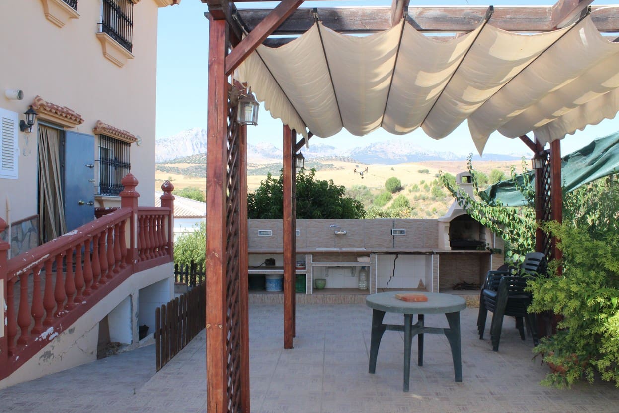 6 sypialnia Willa na sprzedaż w Casabermeja z garażem - 695 000 € (Ref: 7959209)