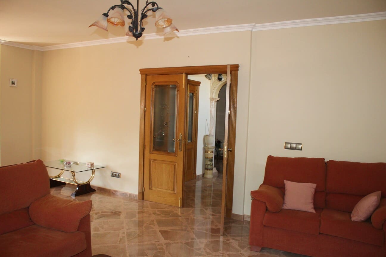 6 sypialnia Willa na sprzedaż w Casabermeja z garażem - 695 000 € (Ref: 7959209)