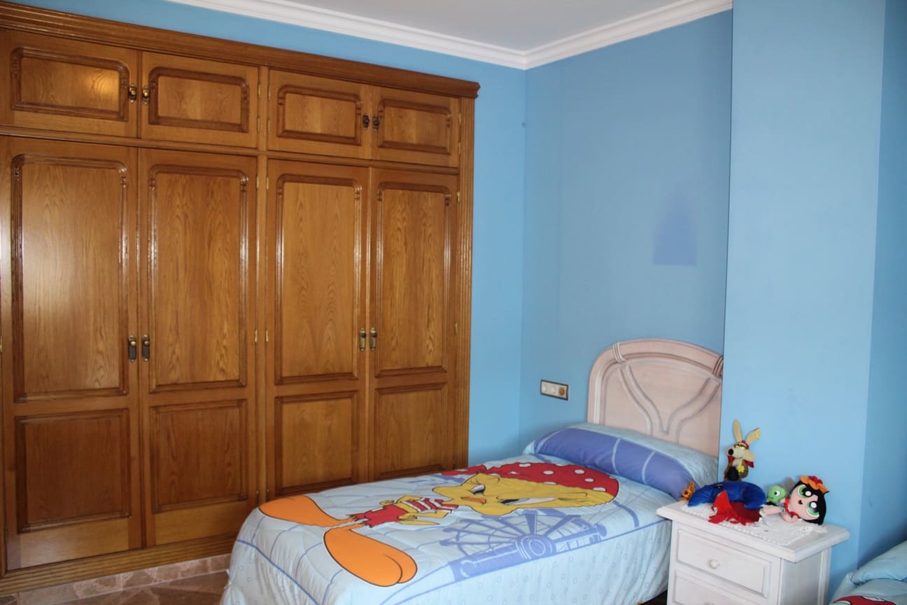 6 sypialnia Willa na sprzedaż w Casabermeja z garażem - 695 000 € (Ref: 7959209)