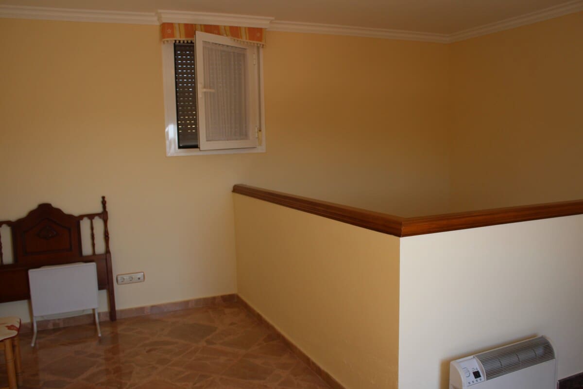 6 sypialnia Willa na sprzedaż w Casabermeja z garażem - 695 000 € (Ref: 7959209)