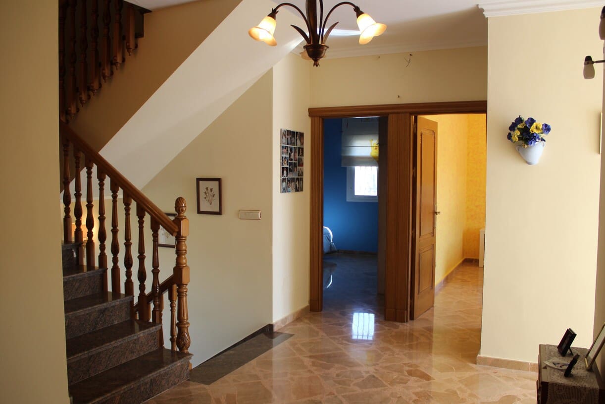 6 sypialnia Willa na sprzedaż w Casabermeja z garażem - 695 000 € (Ref: 7959209)