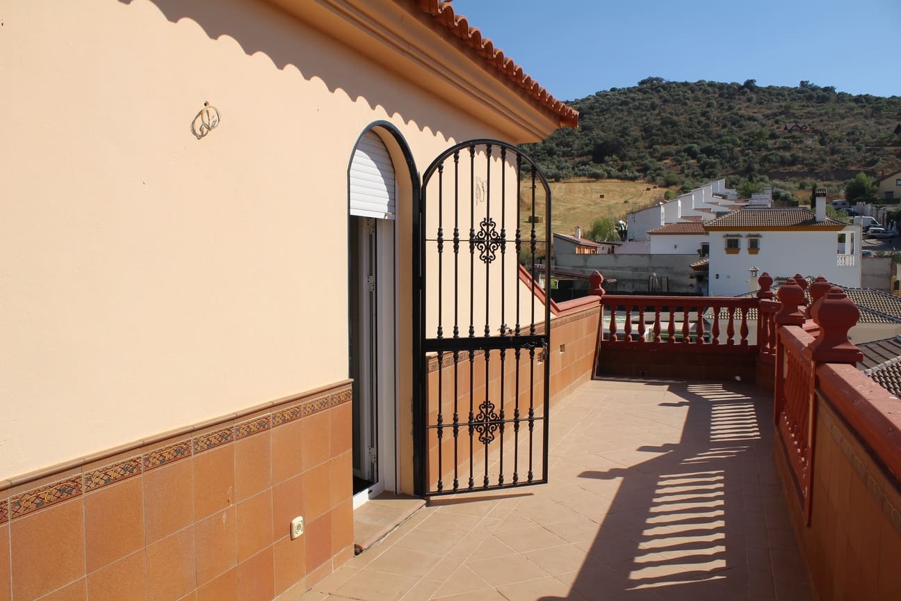 6 sypialnia Willa na sprzedaż w Casabermeja z garażem - 695 000 € (Ref: 7959209)