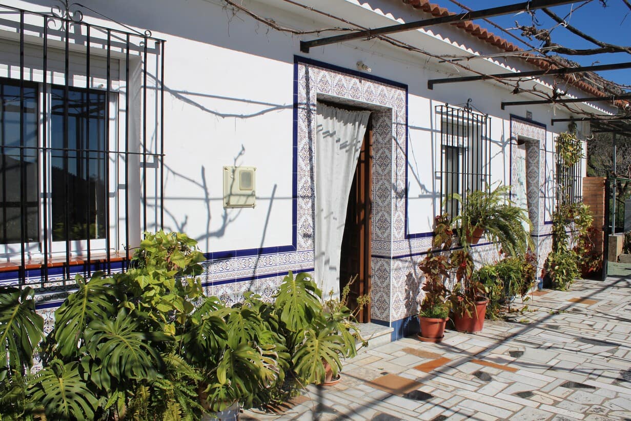 5 soveværelse Finca/Landehus til salg i Alfarnatejo med garage - € 318.000 (Ref: 8135783)