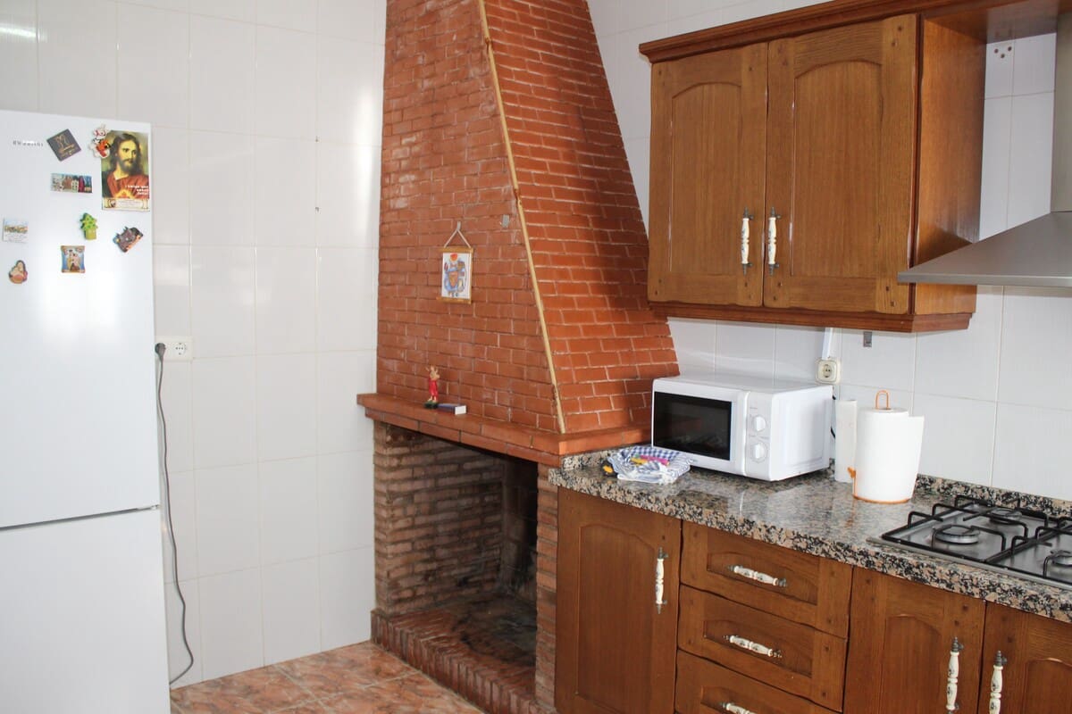 5 soveværelse Finca/Landehus til salg i Alfarnatejo med garage - € 318.000 (Ref: 8135783)